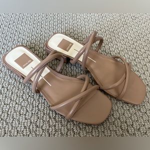 NWT Dolce Vita Hapi Sandals